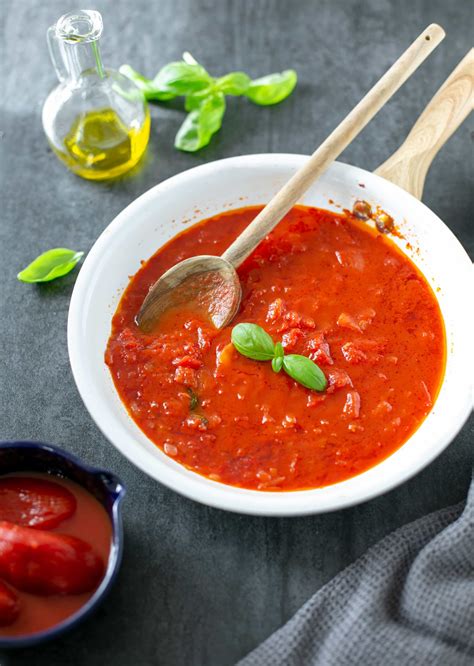 Authentic Italian Tomato Sauce - The Petite Cook™