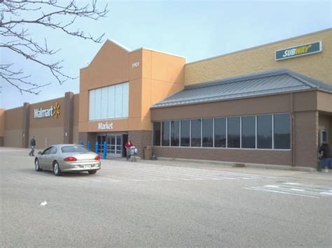 WALMART SUPERCENTER - Updated August 2024 - 12 Reviews - 1901 Market Way, Watertown, Wisconsin ...