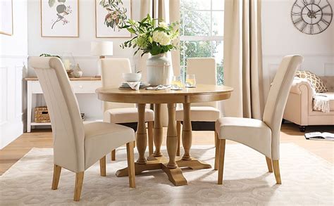 Highgrove Round Oak Wood Dining Table with 4 Richmond Cream Leather Chairs | Furniture Choice