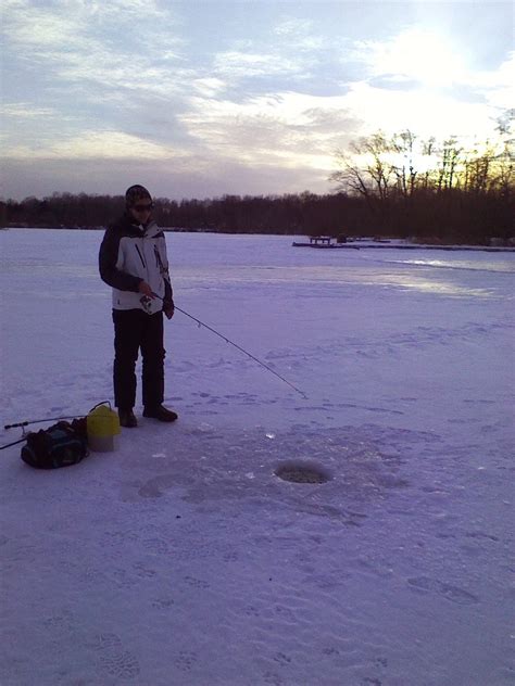 Lake Metroparks Fishing Report: Ice Fishing at Veterans Park