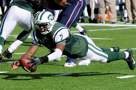 Geno Smith’s anti-fumble drills working