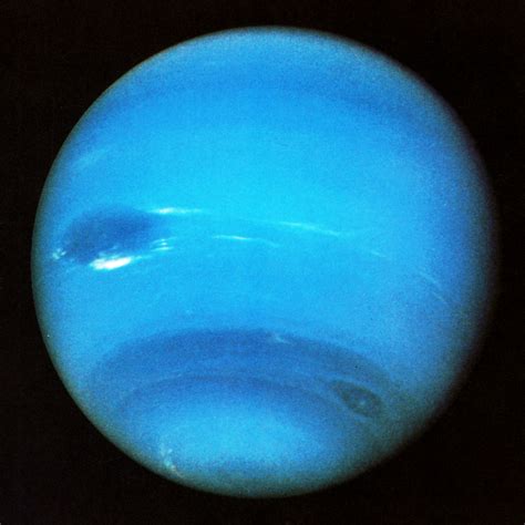 Hubble confirms new dark spot on Neptune - Cosmos Magazine