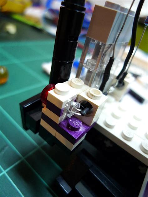 storage - Best mini LED spotlight for Lego display case? - Bricks