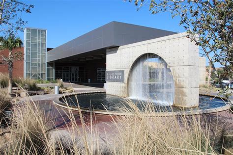 Alucobond, McAllen Public Library, Texas, Photos by John Gates, AIA | Adaptive reuse, Alucobond ...