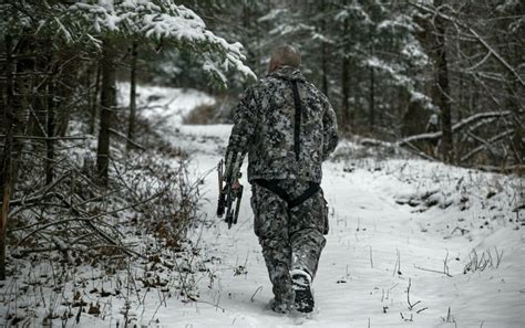 Best Base Layer For Winter Hunting For 2022 | BestHuntingAdvice