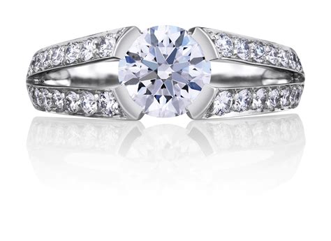 De Beers Diamond Jewellers Launches New Diamond Engagement Ring, Annabel