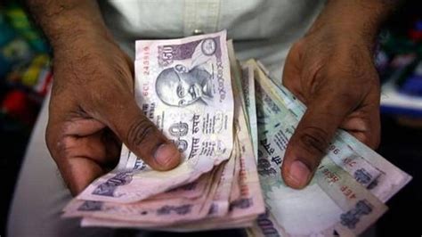 India's inflation will fall to 5% in 2023, 4% in 2024: IMF - Hindustan ...