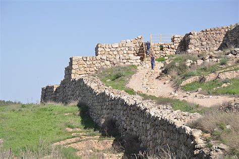 Archaeologists Return to Ancient City of Lachish – Popular Archeology