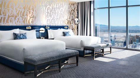 The Cosmopolitan of Las Vegas – Hotel Review | Condé Nast Traveler