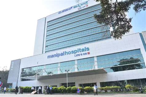 Manipal Hospital sets new record with 50 successful robotic spinal ...