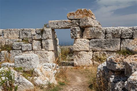 Ruins of Syracuse Ancient Fortifications, Sicily Island Stock Photo ...