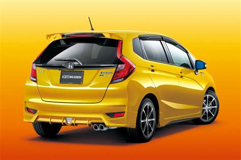 Honda Fit Mugen รุ่นใหม่แต่งให้โดนมาแล้ว