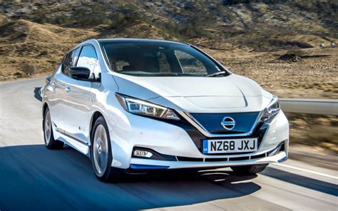 Nissan Leaf Review > 2023 UK Price, Range, Specs, Videos
