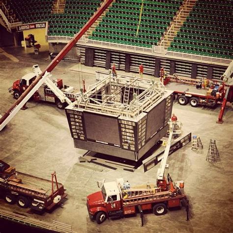 Utah Jazz Get New Scoreboard. R.I.P Jumbotron 1991 - 2013. : r/nba