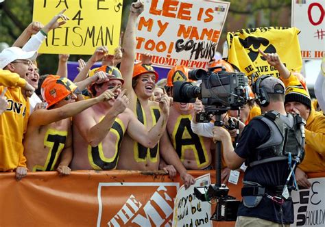 ESPN’s College GameDay crew makes Iowa-Rutgers picks - Yahoo Sports