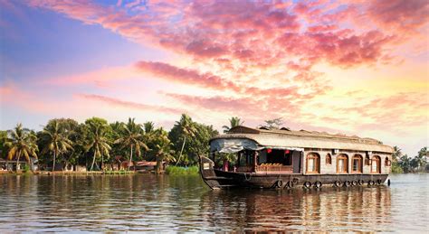 Alleppey, Kerala - Tourist Places & Top Things to Do in 2024