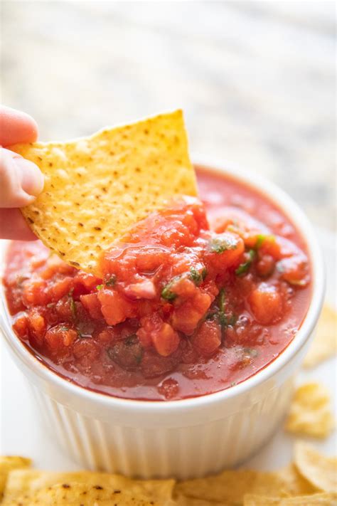 Homemade Salsa Recipe - Lauren's Latest