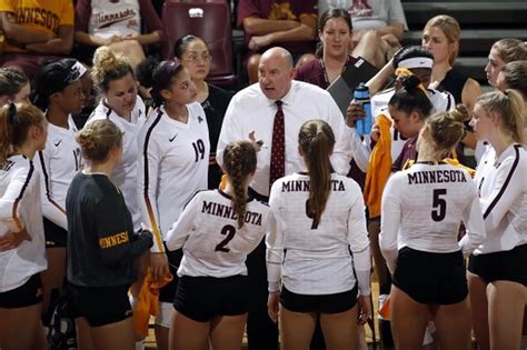 USC Sweeps Gopher Volleyball Ending Minnesota’s Tourney Run