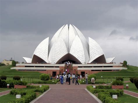 10 Wonderful Buildings in Pakistan & India - YourAmazingPlaces.com