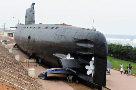 Pakistan criticises India's N-submarine launch