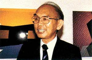 Yasuhiro Ishimoto (1921-2012) *90, Grave #86207027 - Sysoon