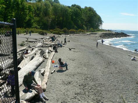 Simple Living: Edmonds Beach, Washington