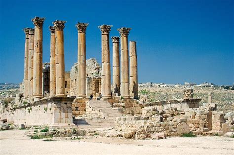 Jerash - Temple d'Artémis | Ancient greek architecture, Ancient ...