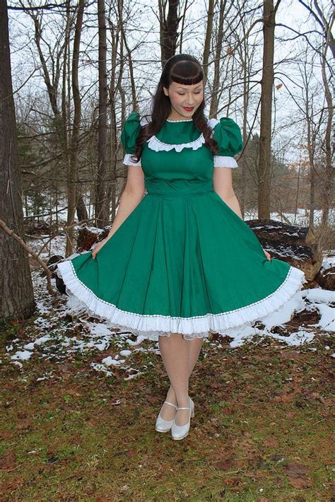 the soubrette brunette | Girls petticoats, Rockabilly dress, Full skirt dress