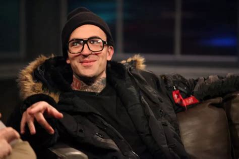 Eminem Interviews Yelawolf On Twitter