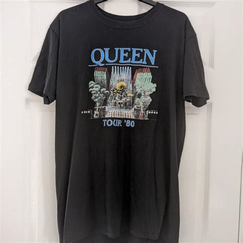 Queen t shirt. Official merchandise. Size M. Fits a... - Depop