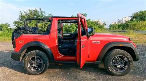 Mahindra Thar Convertible Soft Top - How To Open And Close Explained