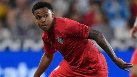 Weston McKennie’s Contract: Star Signed Schalke Extension | Heavy.com