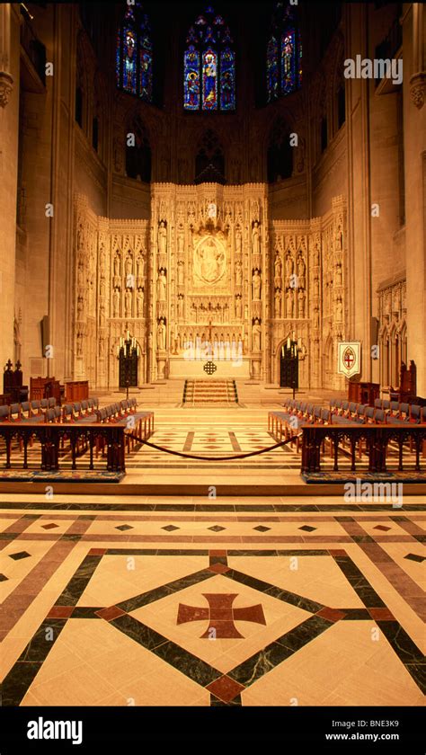 USA, Maryland, Baltimore, National Shrine Basilica interior Stock Photo ...