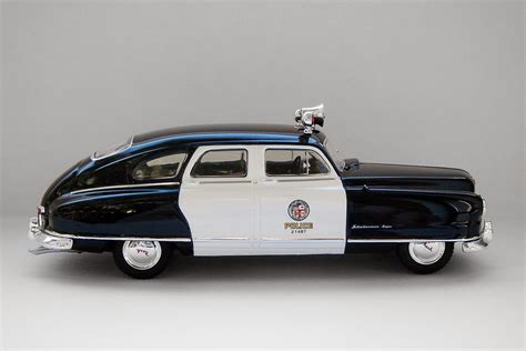 American Icons 1:43 Collection: 1950 Nash Ambassador Police LAPD by Premium X