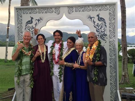 Tulsi Gabbard ties knot in Vedic ceremony in Hawaii - Rediff.com India News