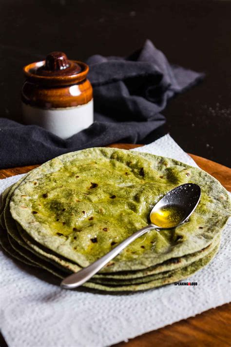 Spinach Flatbread | Palak Roti Recipe - Easy Flatbread Recipe