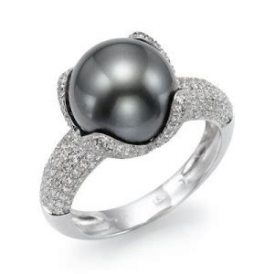 Black Pearl Jewelry - Its Background, Innovative | Utsavpedia