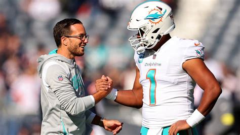 How Dolphins' Mike McDaniel restored Tua Tagovailoa's confidence with ...