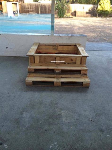 Fabulous Pallets Made Sandbox For The Kids | Pallet Ideas