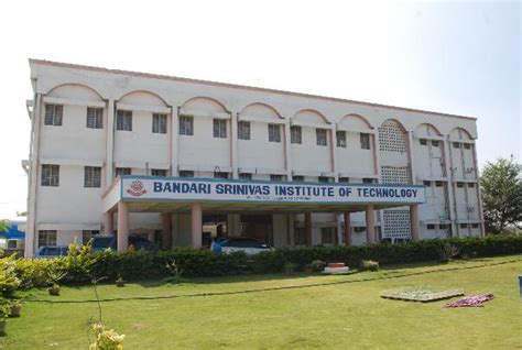 Bandari Srinivas Institute of Technology | Fees, Placements, Courses ...