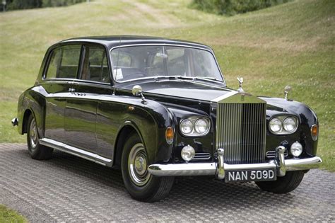 Lot 40 - 1966 Rolls-Royce Phantom V