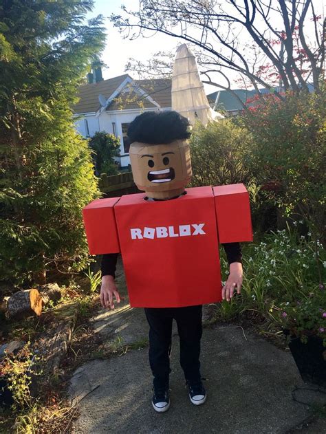 Real Life Roblox Halloween Costume | Roblox in 2019 | Halloween, Disfraces carnaval, Disfraces