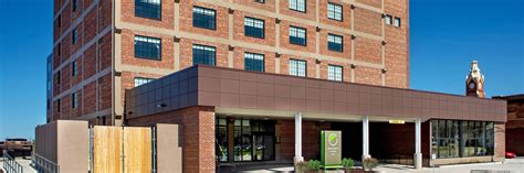 Extended-Stay Hotel in Moline, IL near Quad City | Element Moline