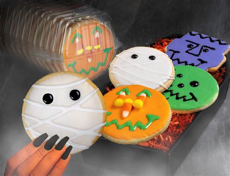 Eat'n Park Introduces Mummy Smiley Cookie For Halloween | Pittsburgh ...