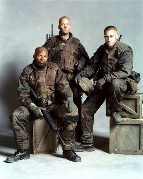 "Jarhead" promo still, 2005. L to R: Jamie Foxx, Peter Saarsgard, Jake Gyllenhaal. | Jarhead ...