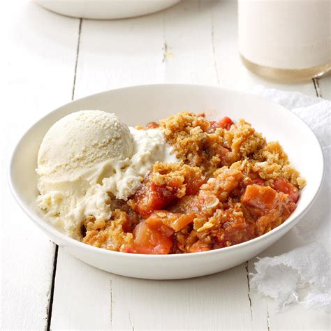 Best Easy Rhubarb Crumble Recipes