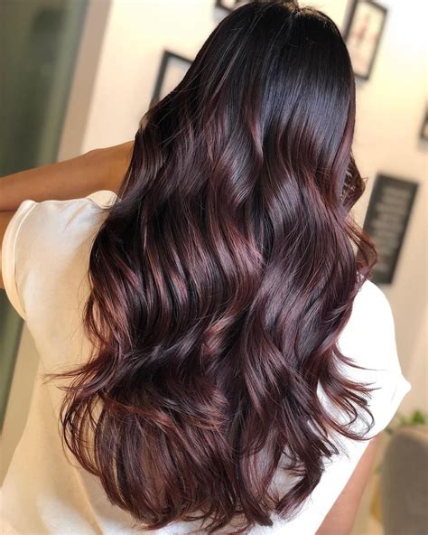 25 Jaw-Dropping Dark Burgundy Hair Colors for 2022