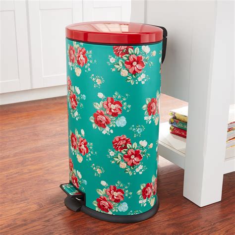 30+ Decorative Kitchen Garbage Cans – HomeDecorish