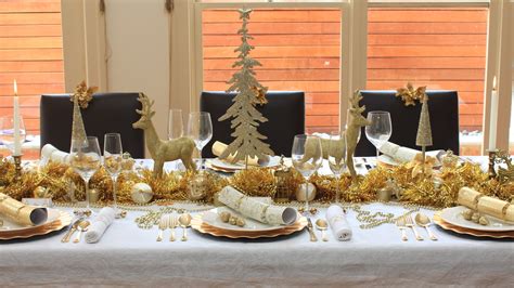 Gold and White Christmas Table — Blog — Chic Party Ideas