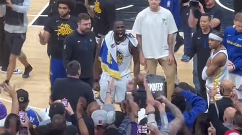 Draymond Green yells at Kings fans after stomping on Domantas Sabonis